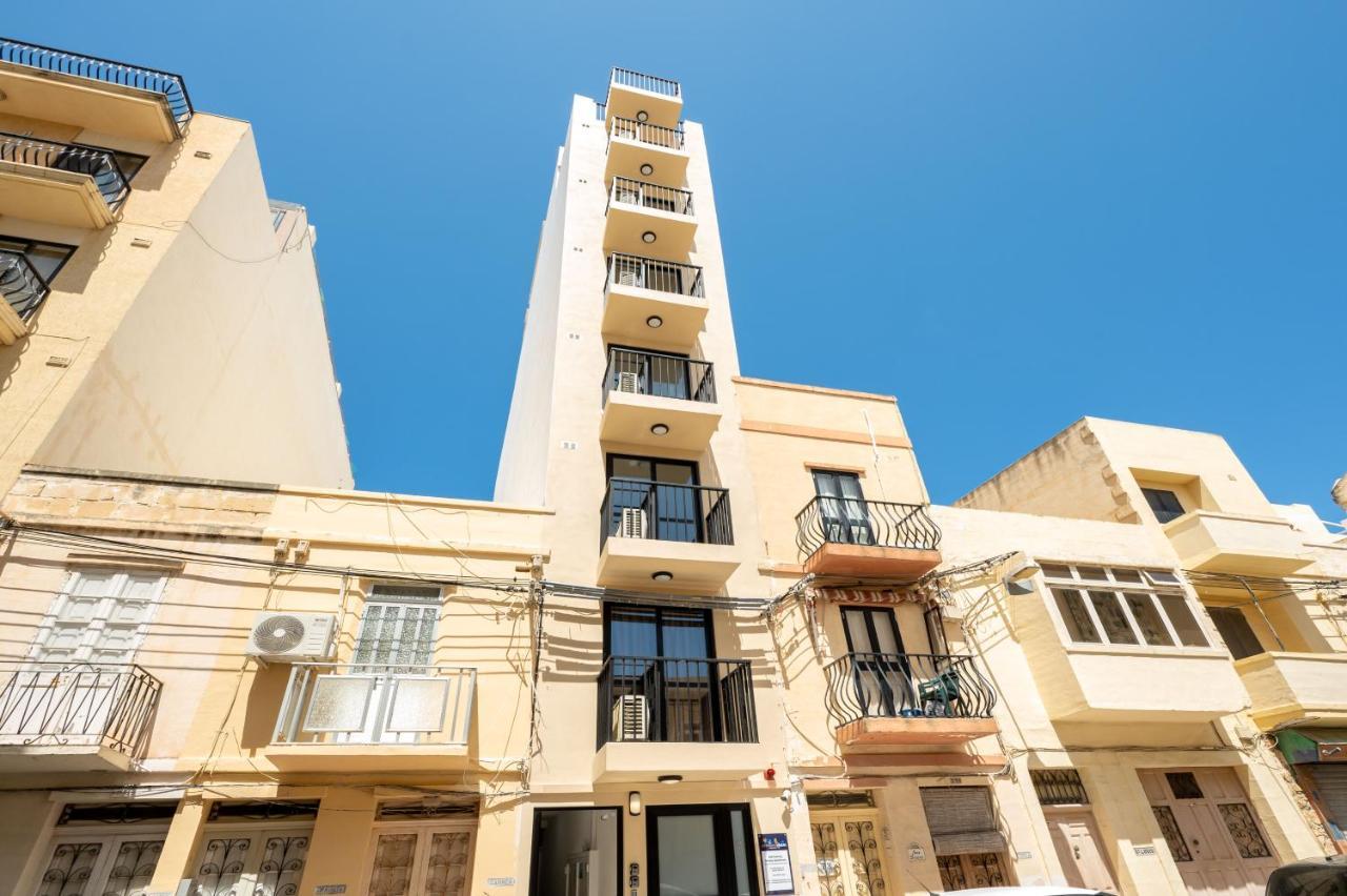 Sea Bliss Apartments With Terrace Just Off Seafront In St Paul'S Bay - By Getawaysmalta Сейнт Полс Бей Екстериор снимка